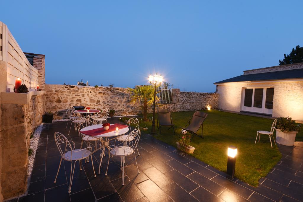 Le Clos Saint Martin Laon Exterior photo